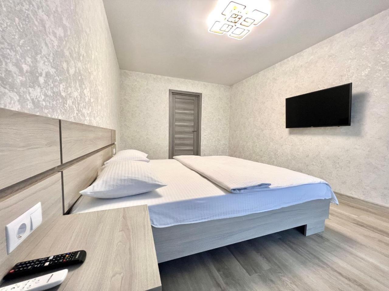 Apartpoltava: Panoramic New By Korpusnyi Park Poltava